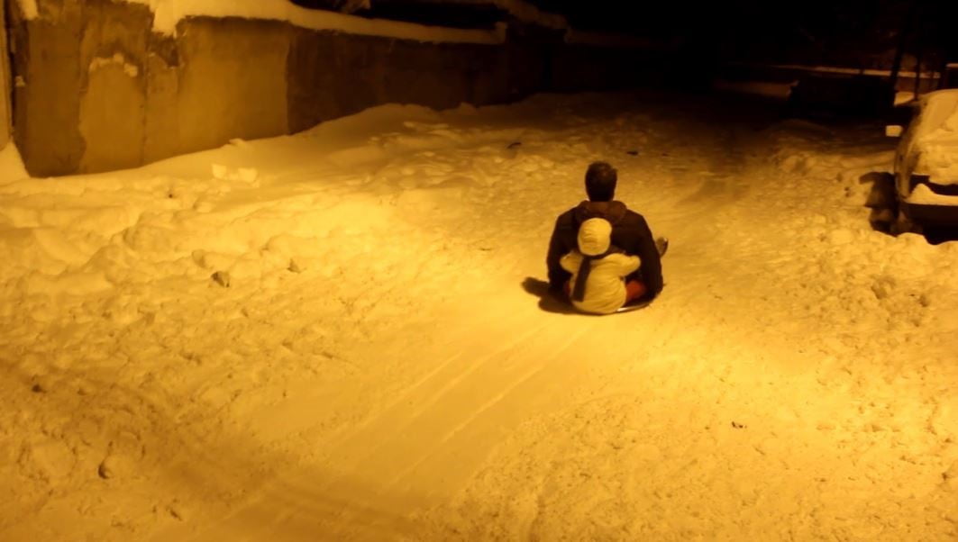 SİVAS’TA ETKİLİ OLAN KAR YAĞIŞININ ARDINDAN CADDE VE SOKAKLAR KARLA KAPLANDI. ZARA İLÇESİNDE...