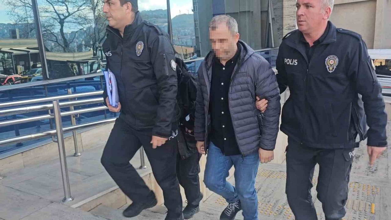 SU FİRMASI SAHİBİ İ.K. İSE TUTUKLU SANIK Ö.S.'Yİ SUÇLADI