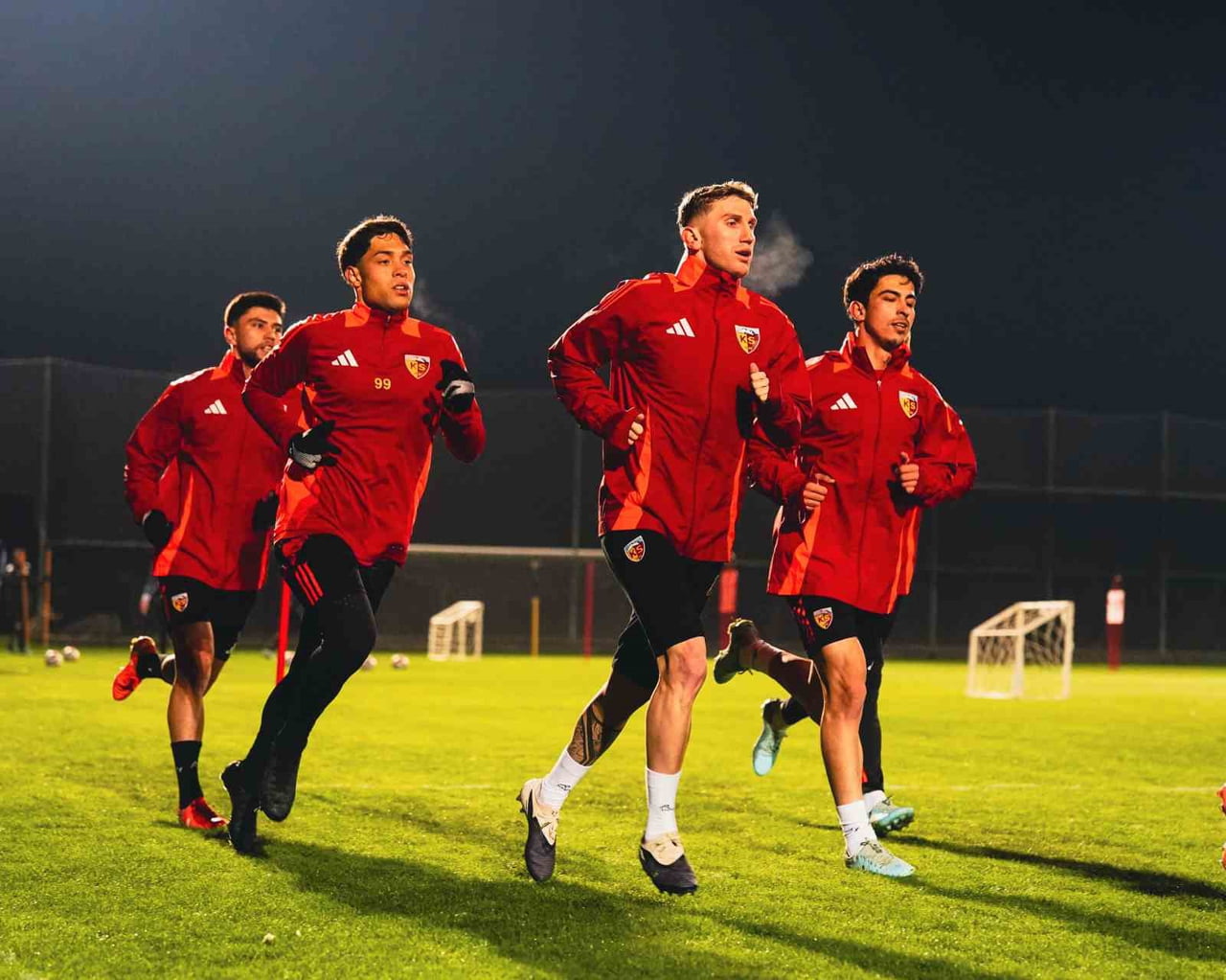 SÜPER LİG'DE MÜCADELE EDEN KAYSERİSPOR, LİGİN İKİNCİ YARISI ÖNCESİ HAZIRLIKLARINA ANTALYA’DA...