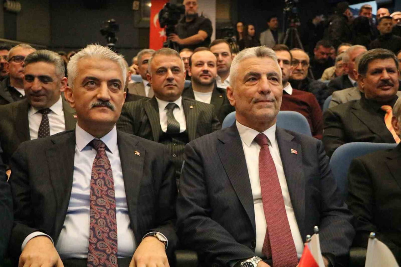 TİCARET BAKANI ÖMER BOLAT, DÜZCE’DE İŞ DÜNYASI İLE BİR ARAYA GELDİĞİ TOPLANTIDA, "DOĞALGAZ İLE...