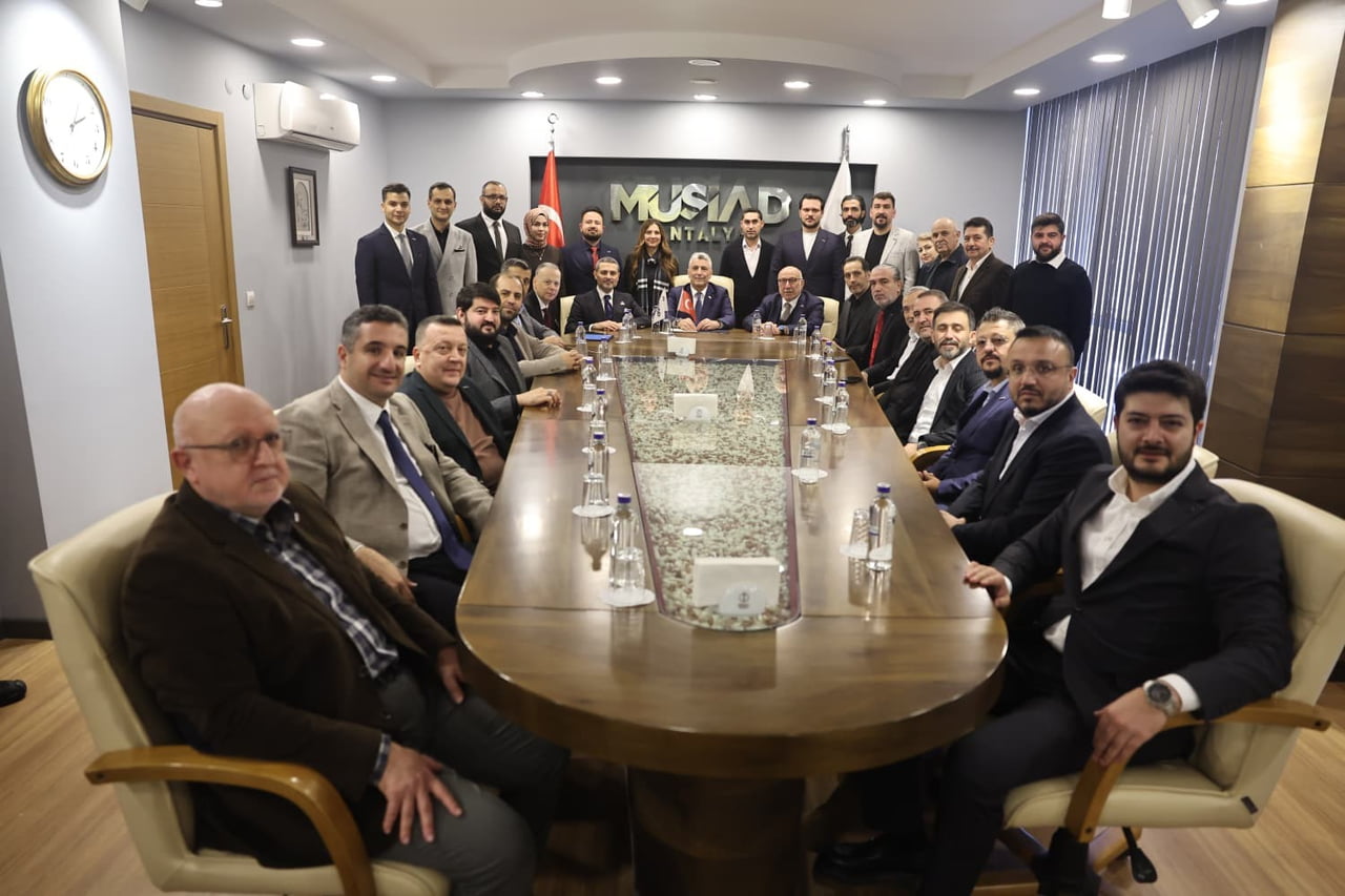 TİCARET BAKANI ÖMER BOLAT’TAN MÜSİAD ANTALYA’YA ZİYARET