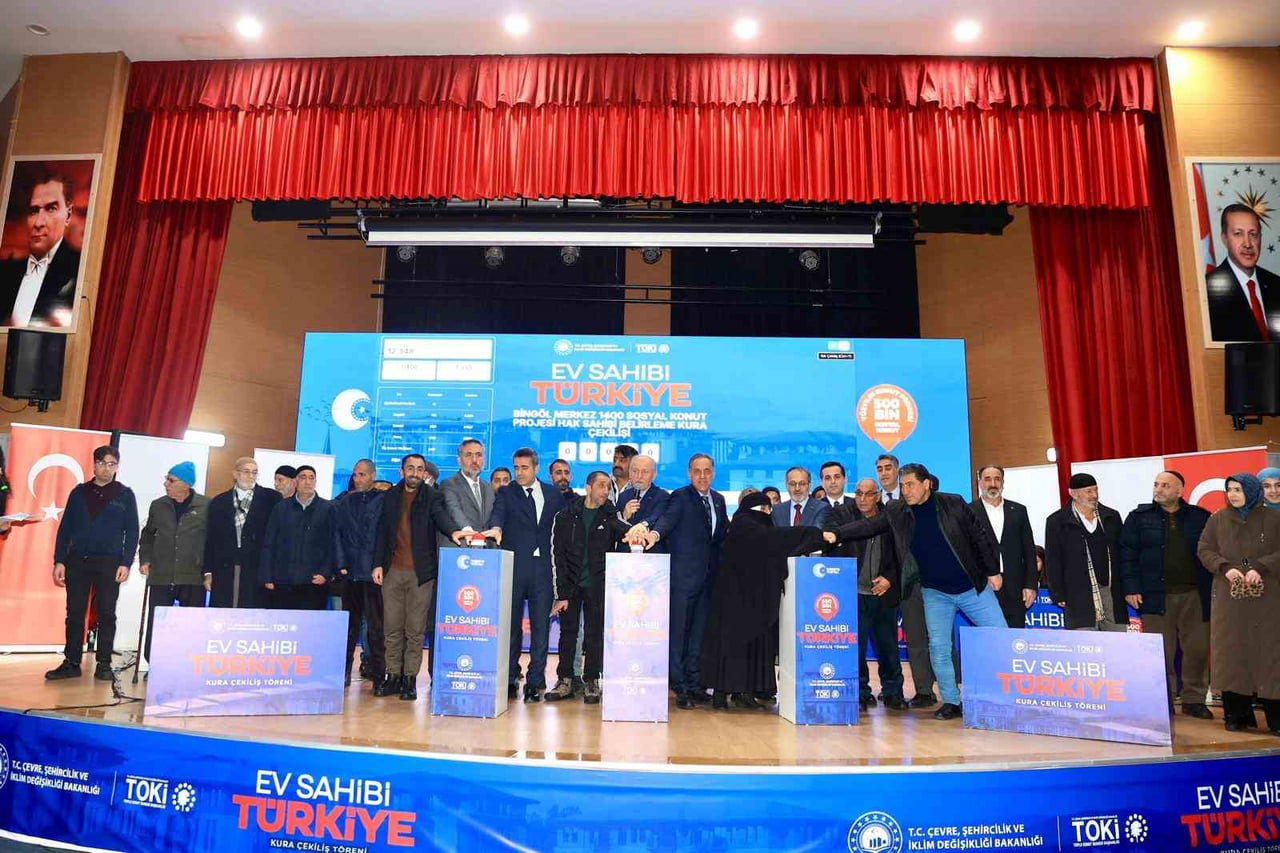 TOPLU KONUT İDARESİ BAŞKANLIĞI (TOKİ) TARAFINDAN BİNGÖL’DE YAPILACAK OLAN 2 BİN 59 KONUTUN KURASI...