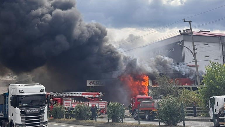TRABZON'DA BÜYÜKŞEHİR BELEDİYESİ İTFAİYESİ GEÇEN YIL TOPLAM 4 BİN 992 OLAYA MÜDAHALEDE...