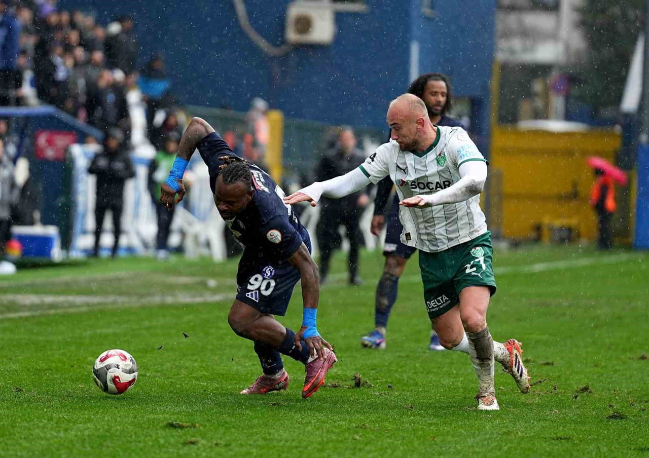 TRENDYOL 1. LİG'İN 20. HAFTASINDA SARIYER, EVİNDE KARŞILAŞTIĞI IĞDIR FUTBOL KULÜBÜ'NÜ 1-0 MAĞLUP...