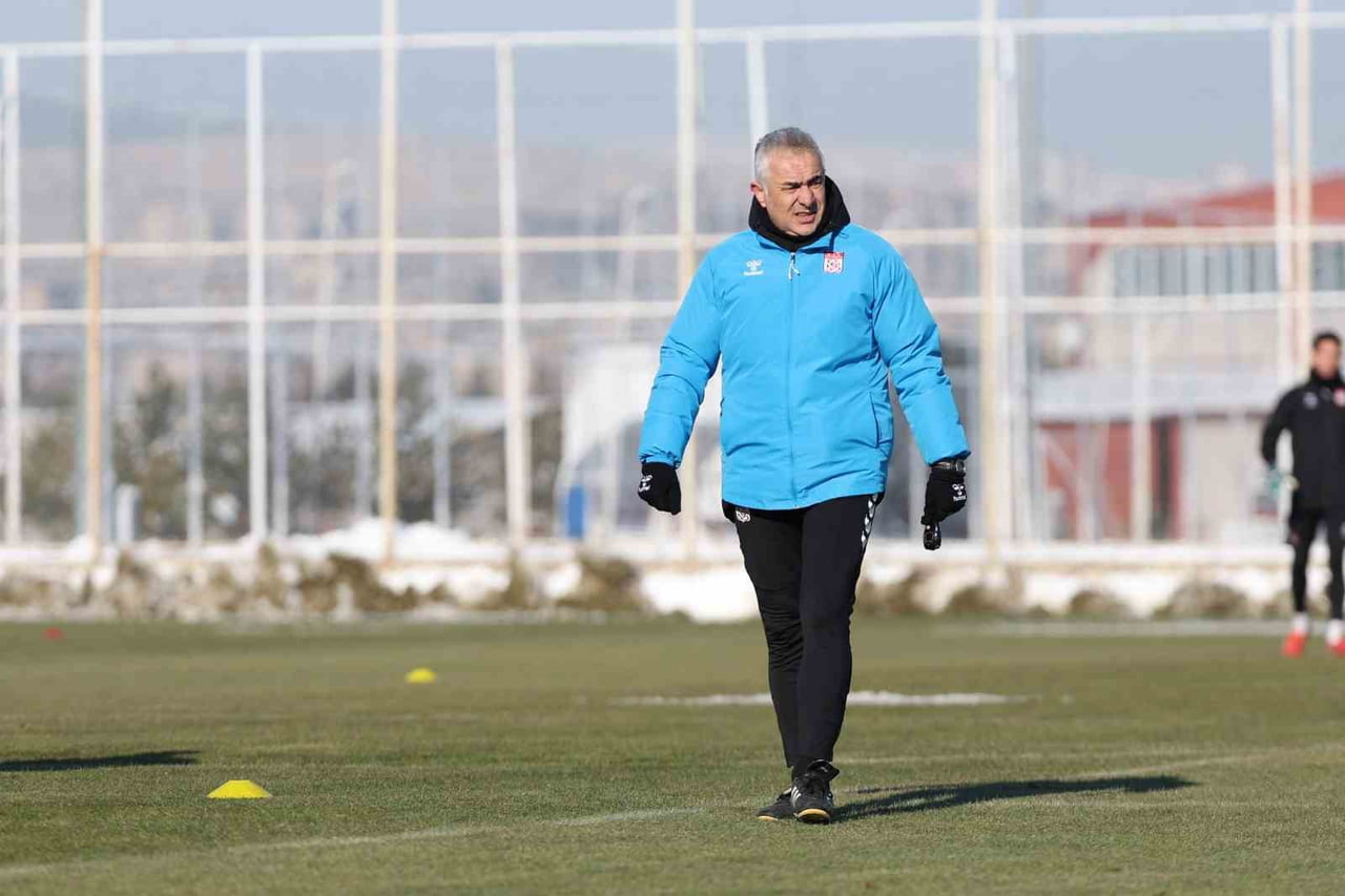 TRENDYOL 1. LİG’İN 20. HAFTASINDA SAHASINDA ERZURUMSPOR’U KONUK EDECEK OLAN ÖZBELSAN SİVASSPOR...