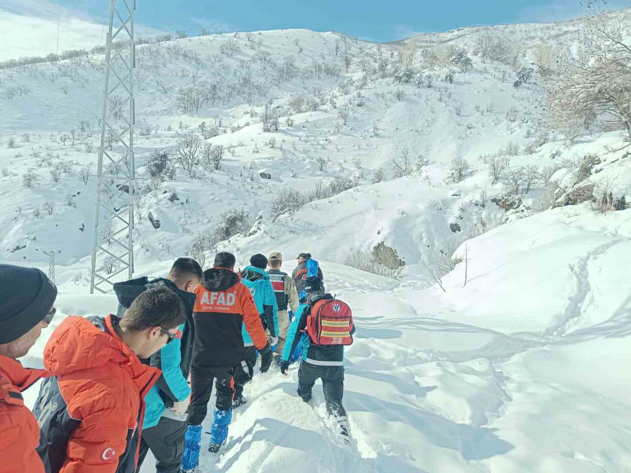 TUNCELİ’DE, 108 YAŞINDAKİ VATANDAŞIN ORAL ALIM BOZUKLUĞU YAŞADIĞI İHBARI ÜZERİNE AFAD, UMKE, 112...