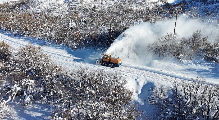 TUNCELİ’DE YOĞUN KAR YAĞIŞI NEDENİYLE KENT GENELİNDE 209 KÖY YOLU ULAŞIMA KAPANIRKEN, EKİPLERİN...