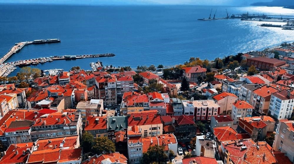 TÜRKİYE İSTATİSTİK KURUMU TARAFINDAN AÇIKLANAN 2025 YILI ARALIK AYI KONUT SATIŞ İSTATİSTİKLERİNE...