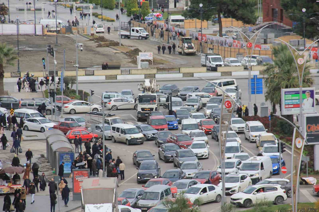 TÜRKİYE İSTATİSTİK KURUMU(TÜİK) SAMSUN BÖLGE MÜDÜRLÜĞÜ, 2025 YILI ARALIK AYI MOTORLU KARA...