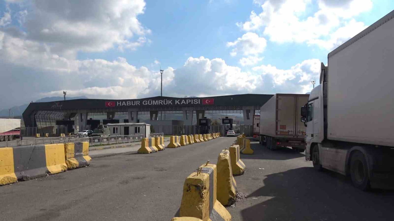 TÜRKİYE’NİN EN ÖNEMLİ SINIR KAPILARINDAN BİRİ OLAN ŞIRNAK’IN SİLOPİ İLÇESİNDEKİ HABUR SINIR...