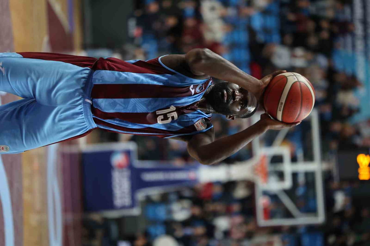 TÜRKİYE SİGORTA BASKETBOL SÜPER LİGİ'NİN 14. HAFTASINDA TRABZONSPOR, SAHASINDA KARŞILAŞTIĞI TÜRK...