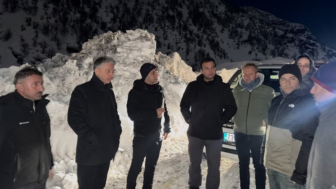 ULUDERE KAYMAKAMI EKREM ENDER ERGÜN İLE BEYTÜŞŞEBAP KAYMAKAMI MEHMET FURKAN TAŞKIRAN, SAAT 02.00...