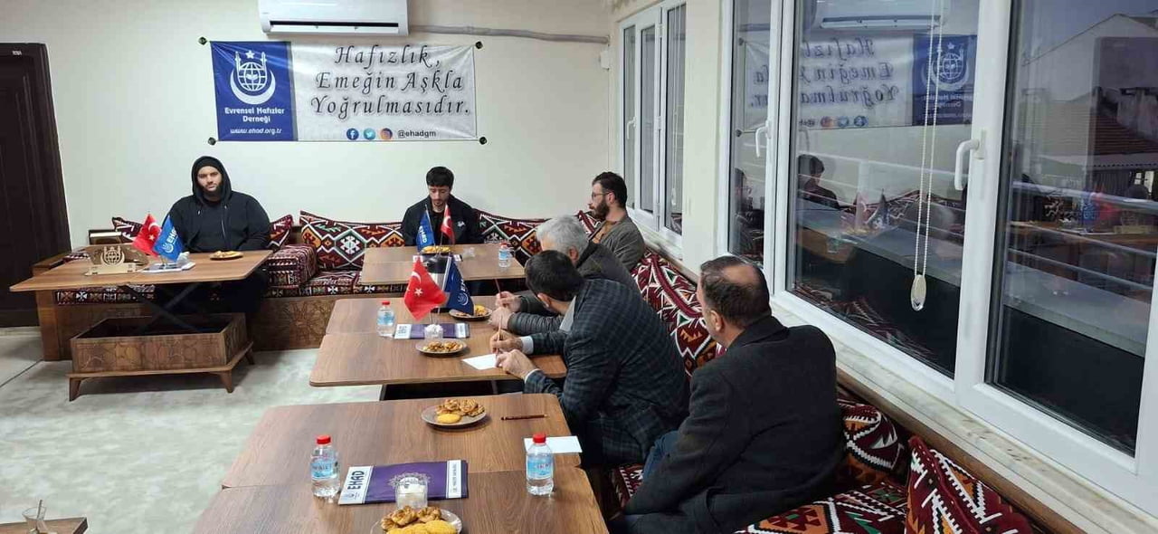 ULUSLARARASI ÖĞRENCİ DERNEKLERİ FEDERASYONU (UDEF) TARAFINDAN TÜRKİYE GENELİNDE DÜZENLENEN VE...