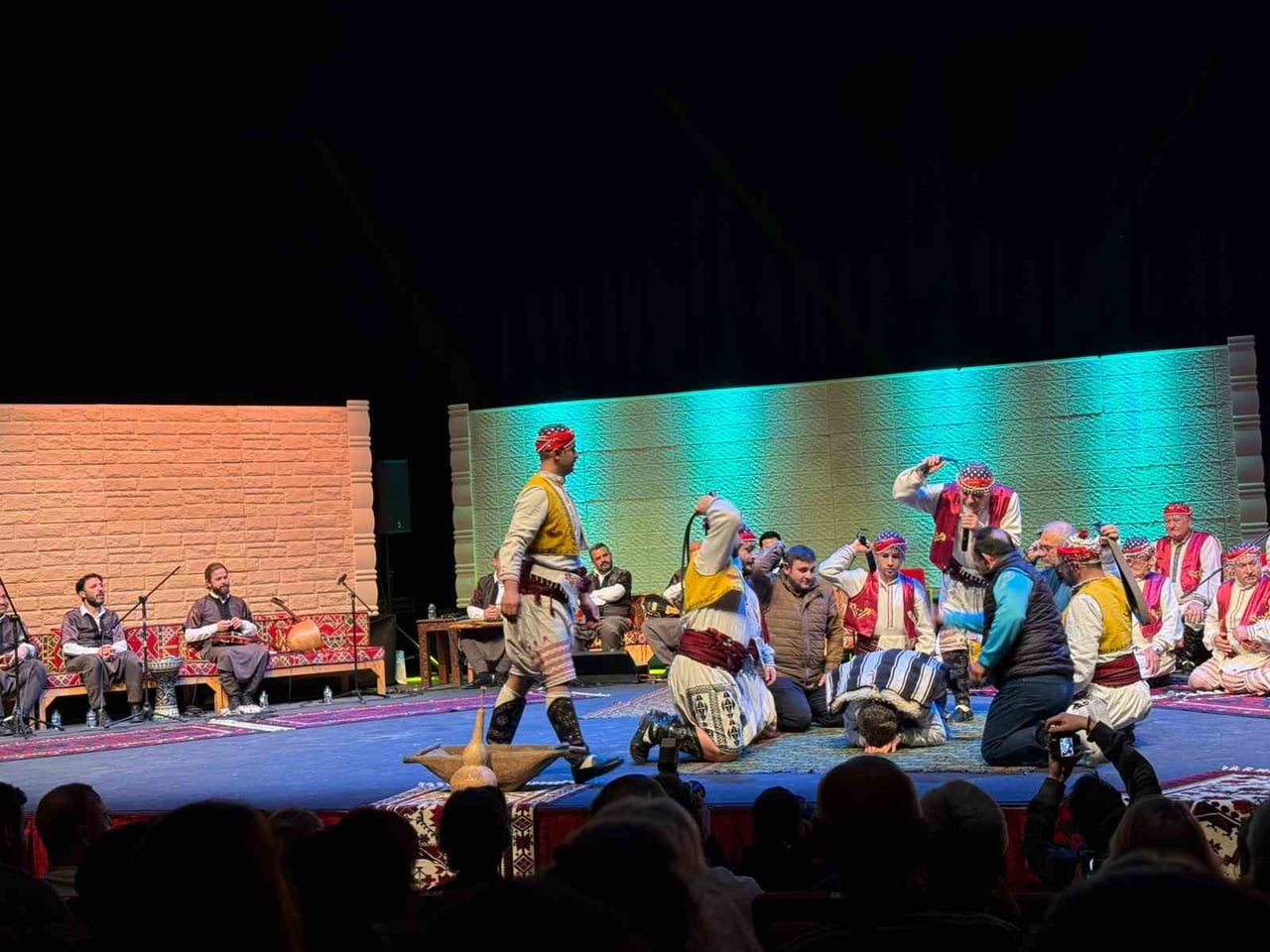 UNESCO MÜZİK ŞEHRİ ŞANLIURFA’DAN BALIKESİR’DE MUHTEŞEM SIRA GECESİ