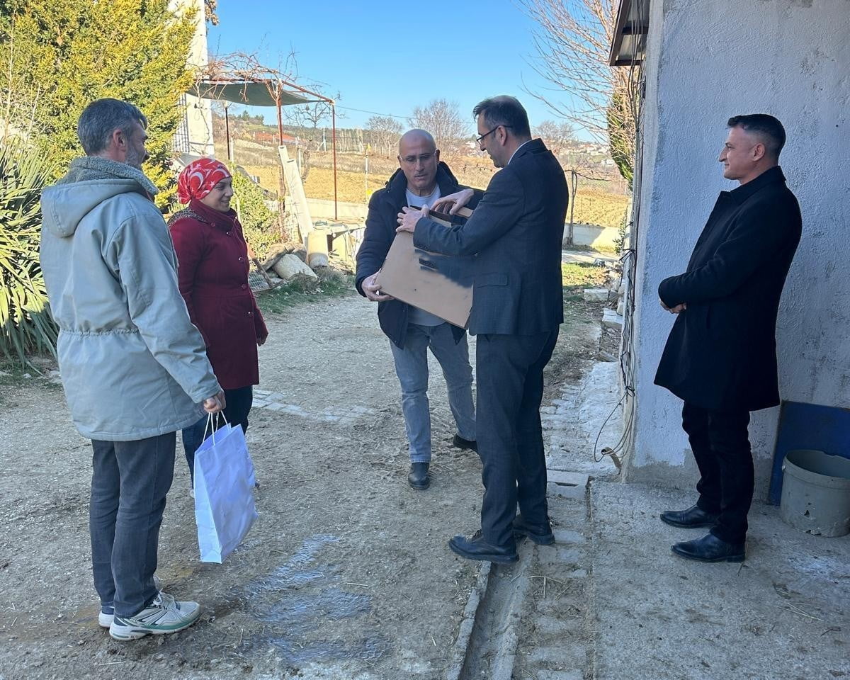 UŞAK İL TARIM VE ORMAN MÜDÜRÜ SERKAN BİLİR İLE İDARİ VE MALİ İŞLER ŞUBE MÜDÜRÜ ÖMER BÜYÜKYOZGAT...