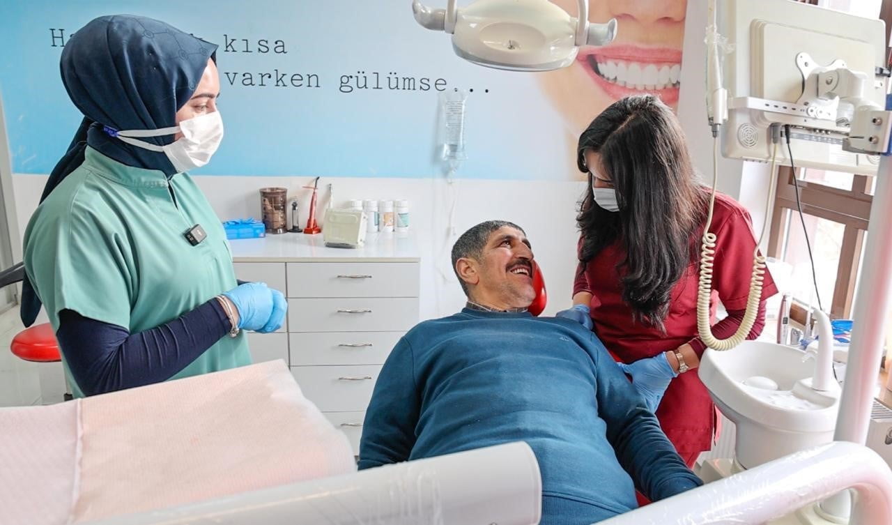 VAN’IN MURADİYE İLÇESİNDE KIZILAY ŞUBE BAŞKANI SELÇUK YAY ÖNCÜLÜĞÜNDE YÜRÜTÜLEN ÇALIŞMALAR...