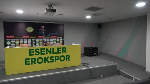 Vanspor FK Teknik Direktörü Osman Zeki Korkmaz, Esenler Erokspor karşısında oynanan oyundan memnun...