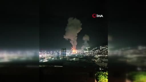 - Venezuela'nın başkenti Karakas'ta patlama sesleri duyuldu.