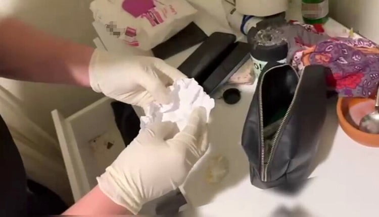 YAPILAN ARAMALARDA UYUŞTURUCU MADDE ELE GEÇİRİLDİ