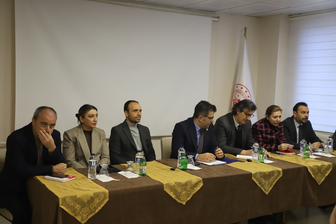 YESEVİ YURDU’NDA İSTİŞARE VE DEĞERLENDİRME TOPLANTISI YAPILDI