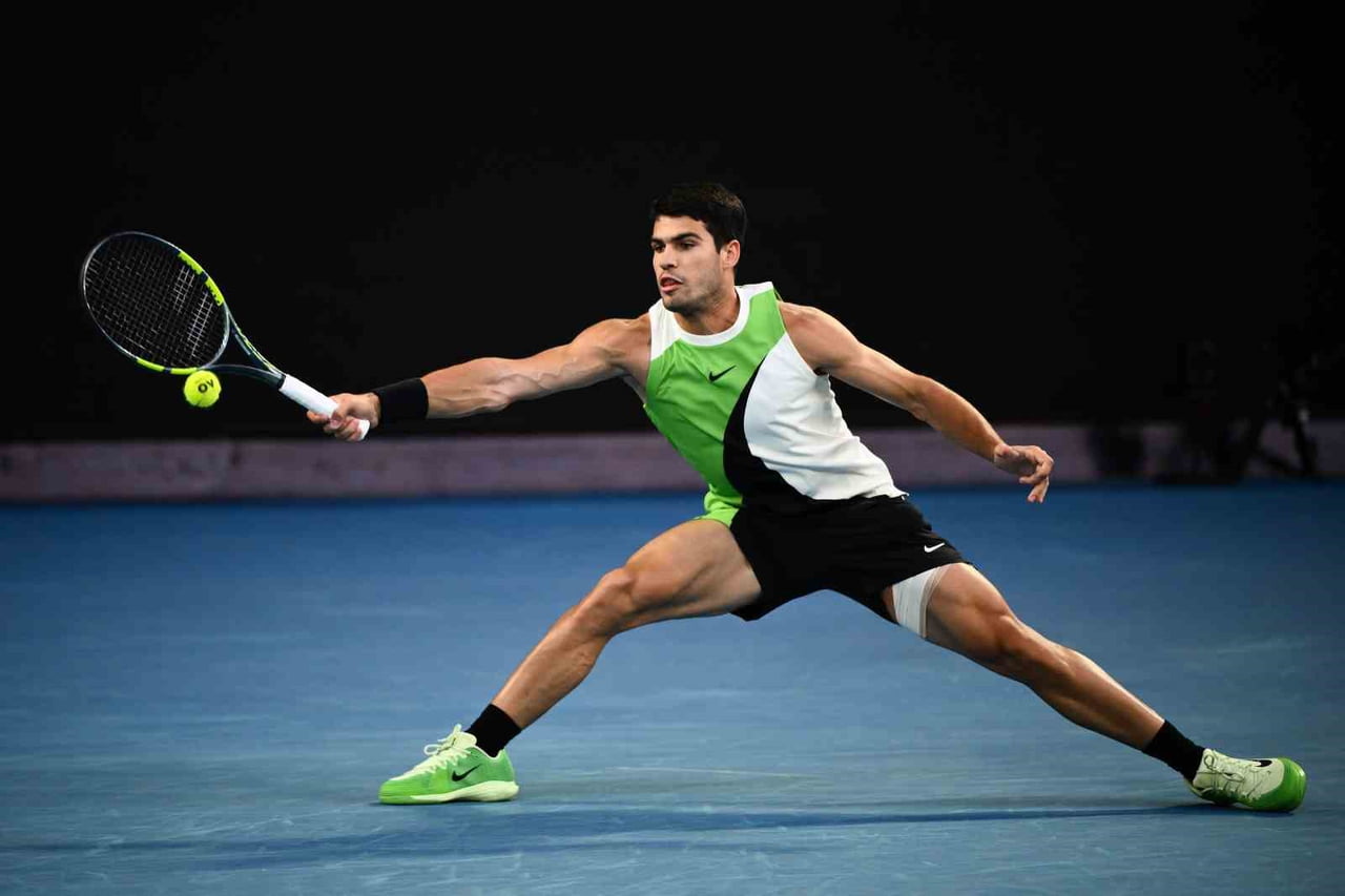 AVUSTRALYA AÇIK FİNALİNDE SIRP RAKET NOVAK DJOKOVİC'İ 3-1 İLE MAĞLUP EDEN İSPANYOL TENİSÇİ CARLOS...