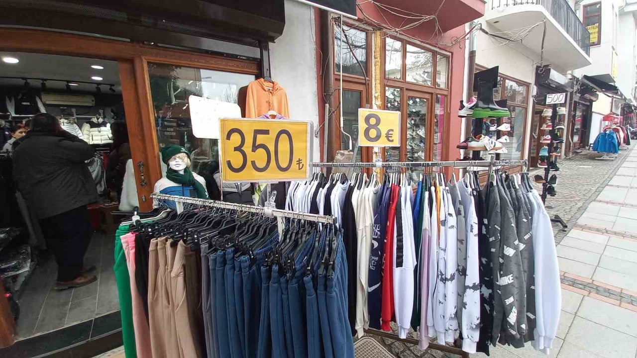 BULGAR LEVASI İLE ALIŞVERİŞ SONA ERDİ: SINIR TİCARETİNDE EURO DÖNEMİ