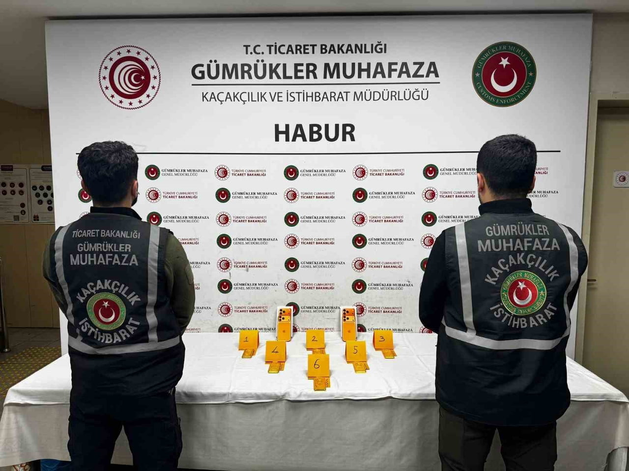 ŞIRNAK’TAKİ HABUR GÜMRÜK KAPISI’NDA GÜVENLİK GÜÇLERİ KAÇAKÇILARA AĞIR DARBE VURDU. SON BİR AY...